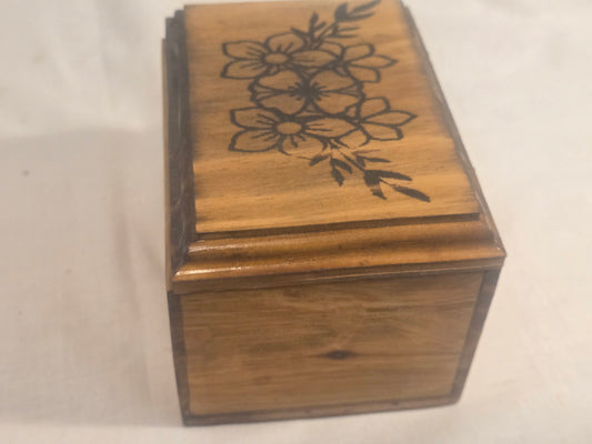 Keepsake box